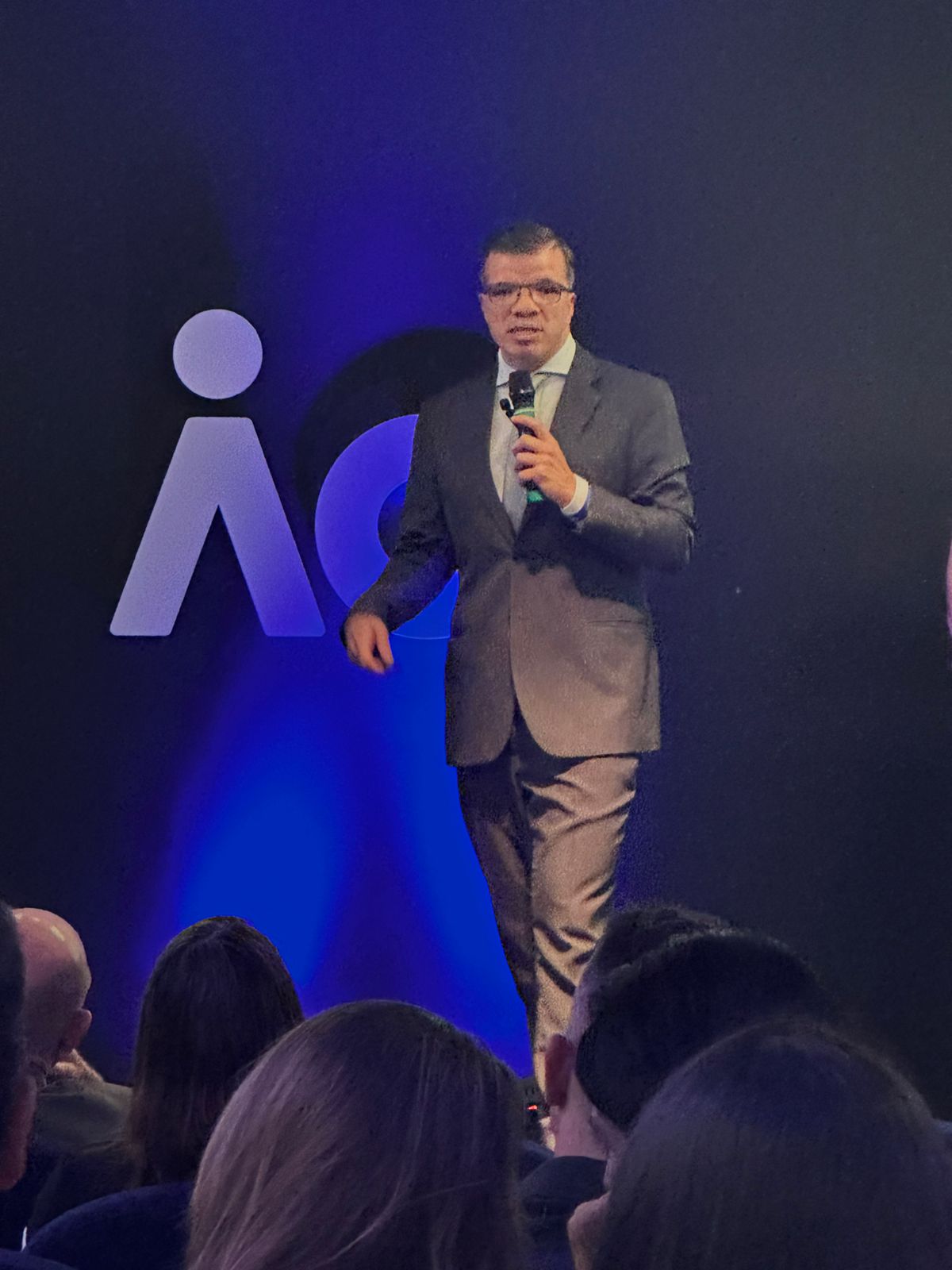 Henrique Arnold em evento institucional da ACI